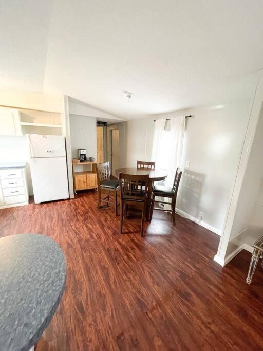 Centrally Located 3 Bedroom Уэст-Монро Экстерьер фото